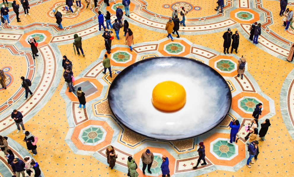 Cracco in Galleria e Milano: racconto di una simbiosi diventata libro