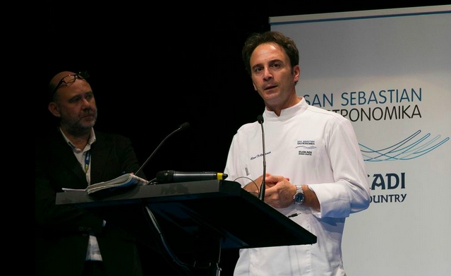 Photogallery






Massimo Bottura opened the “Italian” congress presenting his new book, in a world preview, published by Phaidon: 