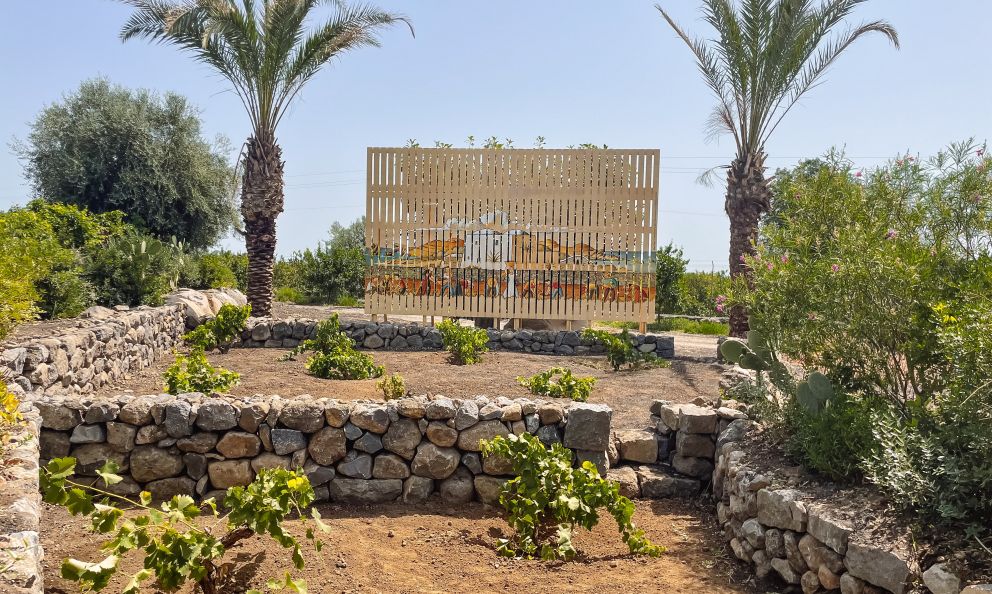 Futuro Anteriore, il giardino di Donnafugata nel parco Radicepura a Giarre (CT) che celebra l'alberello pantesco e lo Zibibbo
