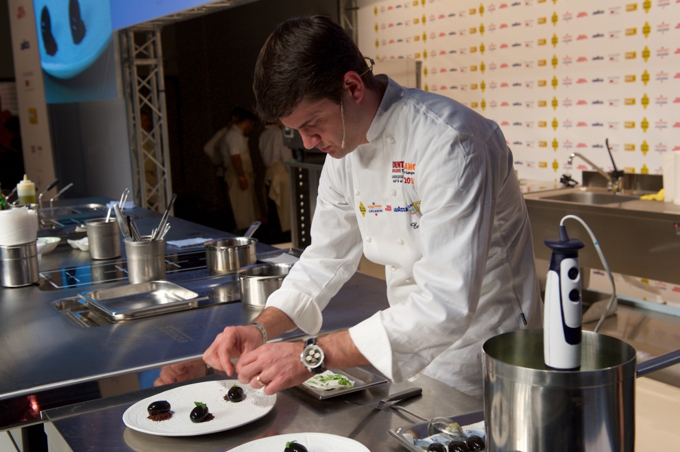 Photogallery






RUSSIAN DEBUT. Viola Cateni of Identità Golose with Vladimir Mukhin, White Rabbit in Moskow








SUBLIMATION OF LEFTOVERS. Massimo Bottura








SOUTHERN UNITED STATES. Sean Brock of Husk, Charleston








HEALTH AND TASTE. Heinz Beck and Francesca Barberini








EL COQ's CREST. Lorenzo Cogo, El Coq in Marano Vicentino








BLUE LAGOON. Lionello Cera, Antica Osteria Cera, Campagnia Lupia (Venice)








CHICKENS AND STARS. Gian Pietro Damini, Damini e Affini, Arzignano (Vicenza)








SILENCE AND BEAUTY. Kei Kobaiashi, a Japanese pastrychef in Paris








A HOMAGE TO GREAT SPANISH CHEFS. Josep Maria Rodriguez Guerola from Barcelona








THE TASTY KILOMETRE. Corrado Assenza, Caffè Sicilia, Noto (Siracusa)








VEGETARIAN ASCESIS. Pietro Leemann, Joia, Milan








KING OF THE KITCHEN GARDEN. Enrico Crippa, Piazza Duomo, Alba (Cuneo) 








GEOMETRICAL INTELLIGENCE. Davide Scabin, Combal.zero, Rivoli (Torino)








ETHICS AND RESPONSIBILITY. Davide Oldani, D'O, Cornaredo (Milan)








ESTEROFILIA? WHAT IS IT? Fabio Pisani e Alessandro Negrini, Aimo e Nadia, Milan








PASSATELLI IN PARADISE. A Massimo Bottura's dish








IN LOVE WITH 'NDUJA. Bryce Shuman, Betony, New York








CHEF AND SOUS-CHEF. Carlo Cracco e Luca Sacchi, Cracco, Milan








PINK BLOOD. PInk bloody rice by Christian Milone, Gastronavicella della Trattoria Zappatori, Pinerolo (Turin)








BEE COOKING. Cristina Bowerman's nest, Glass Hostaria, Rome





