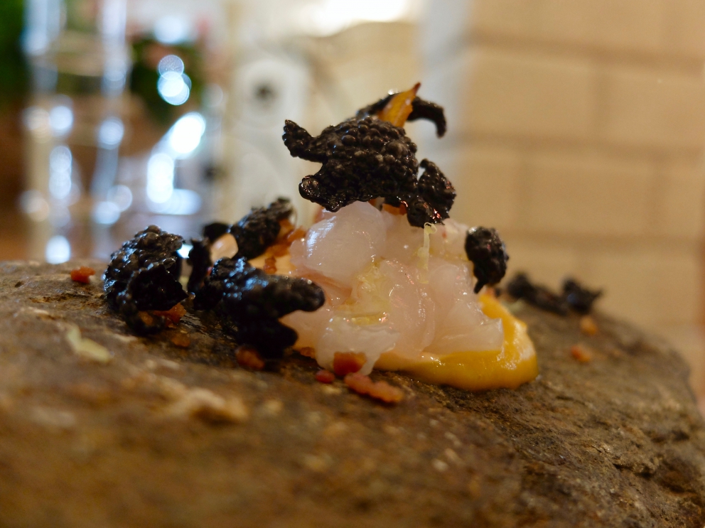 Galleria fotografica






I piatti di Marco Perez nella fotogallery di Tanio Liotta. Si parte con Salmerino e fumo









Cavolfiore, calamari e nocciola






