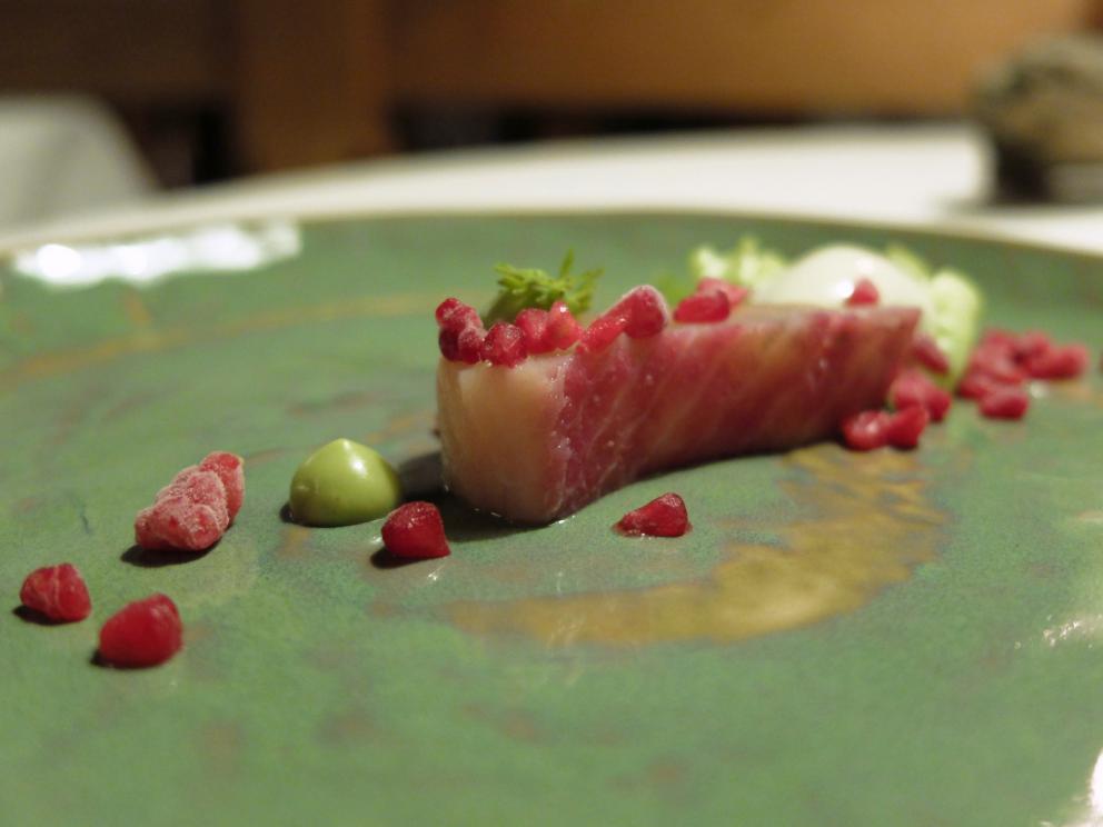 Galleria fotografica






La nostra cena a El Molin, negli scatti di Tanio Liotta. Intanto lo chef Alessandro Gilmozzi...









S'inizia con gli appetizer: Cialda di cioccolato bianco, mandorle, frutti rossi e ostrica









Cialda di pasta, capasanta, aceto, rosmarino e pesca









Crosta di pane cotta al vapore, caviale di salmerino, burro di malga. Gli appetizer sono accompagnati da una tisana dolomitica aromatizzata ai funghi porcini









Zabaione freddo al fieno, patate, cialda al crescione. In accompagnamento, ginger ale & sambuca









Crudité di cervo, pistacchi di Bronte, riccio di mare, olio di cardo









Quattro piatti denominati Miniature Wild. Il primo: Vele di Marzemino con pesto e germogli di pino, servite sulla pigna









Miniature Wild 2: Zigher aromatizzato al lichene e aceto di pino. «Lo Zigher è un formaggio delle Dolomiti. Lo faccio fare da un casaro e poi lo affino con il lichene di pino»









Miniature Wild 3: Cialda di mela e sedano, riduzione di aringa









Miniature Wild 4: Insalata di 20 erbe, fiori e germogli, con gelato di sarde di lago e pane, mousse di crescione, sfere di zucchero e olio









L'uovo delle Dolomiti: uovo su crema di piantaggine, betulla, betulla candita, lichene bianco, riduzione di porcini






