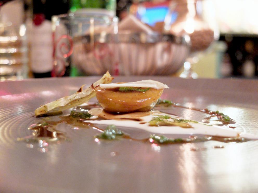 Photogallery






Our dinner at Cum Quibus in San Gimignano, portrayed by Tanio Liotta. We start with Fake green olive, garlic, oil and chilli pepper, olive crumble 









Mezzovo®: egg yolk, soffice di pecorino di Pienza, truffle, a classic by Sparacino. It’s even a trademark...









Pearl of liver with squid ink. Very good and persistent









Pizza liquida: mousse of bread, tomato, anchovies, oregano









Squid, panzanella, Parmigiano, basil, balsamic vinegar. The squid is seared, filled with panzanella, plus tomato jus, drops of balsamic vinegar, a wafer of Parmigiano and both fresh and fried basil









Bufala di capra e tartufo: fake mozzarella made with a mousse of goat cheese









Liver, mackerel, vinsanto, capers, lard









Foie gras Bavarian mousse, gel of miso, liquorice, chilli pepper, shallot, sea weeds. Great balance, a very elegant and aromatic dish






