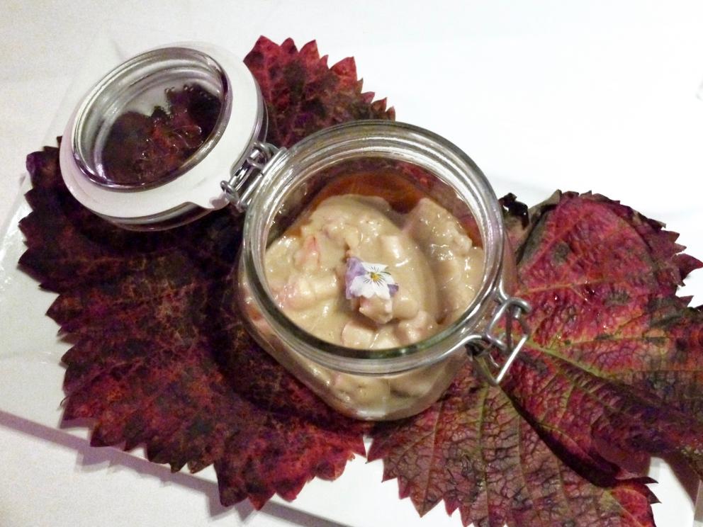 Photogallery






Our dinner at Kavcic, portrayed by Tanio Liotta. The appetizers are dedicated to the "late harvest": Barbera brittle, then Egg, potatoes, white truffle and dried tomato, finally Foie gras on a toast with raspberries, «it is tradition to eat goose on Saint Martin’s in Slovenia»









Anchovies from Istria, oil, lemon, rosemary, squid ink, pecorino, cheese, wheatgrass, glasswort and oil and orange, «our new interpretation of the classic fishermen’s sandwich»









Fake rice: Celeriac, smoked trout, powdered vegetables (parsley, carrots, tomato). A now classic trompe-l'œil, Tokuyoshi or Tassa come to mind









Fake pasta, «summer memory»: Adriatic squid, tomatoes from the Vipava valley, tomato sauce, dried crispy basil, «a play on temperatures and textures»









Oyster for all: oyster macerated in honey, then seasoned with extra virgin olive oil and cooked in its water. The pearl is made of frico






