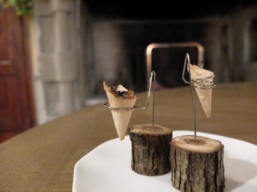 Galleria fotograficaMaurizio D'Andretta nei giardini del castello
