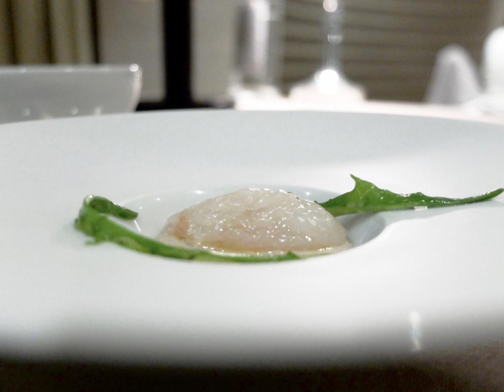 Photogallery






Our journey as portrayed by Tanio Liotta. We start with a long series of entrees, like Sausage from Bra with leeks and cabbage wafer 






