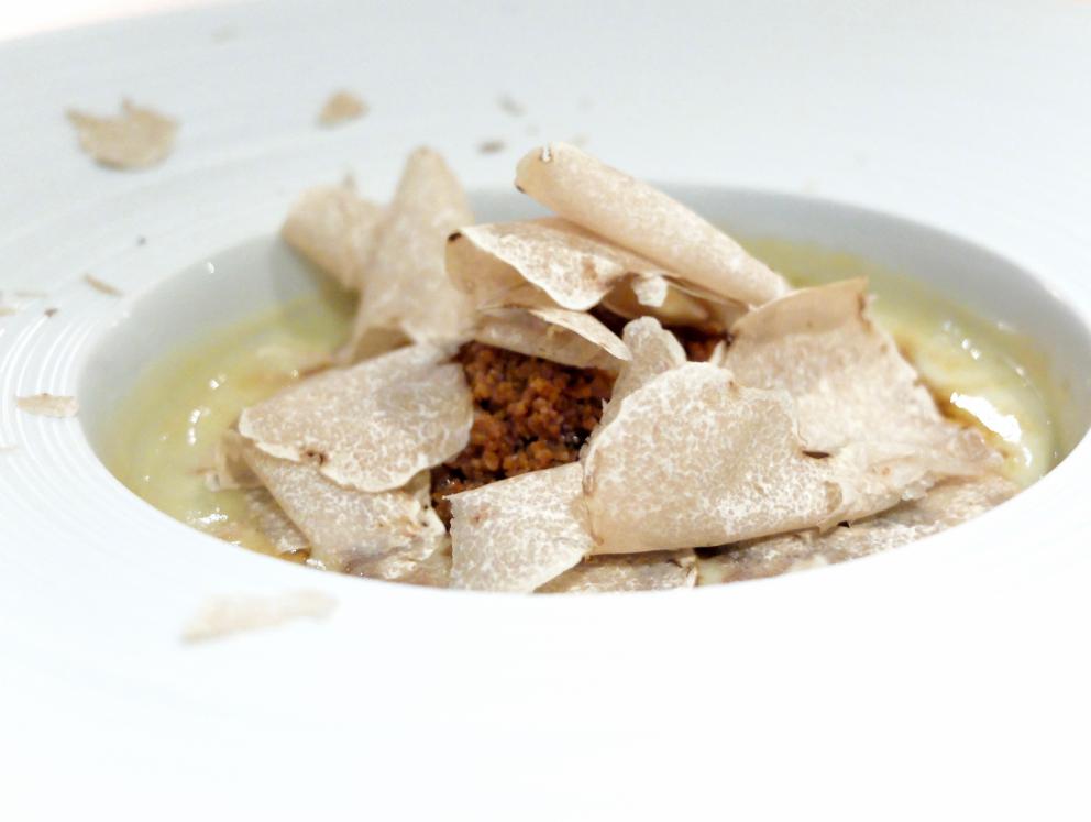 Photogallery






Our journey as portrayed by Tanio Liotta. We start with a long series of entrees, like Sausage from Bra with leeks and cabbage wafer 









Quenelle of scampi, cream of veal brains, catalogna chicory and ginger 









Mousse of parsley and anchovies









Tartufino with hen paté, onions, Porto and powdered mushrooms 









Mozzarellina, tomato and basil









Wafer of Senatore Cappelli wheat, buffalo milk butter and wild fennel









Grissino and salami









Steamed bun, veal tongue and bagnetto rosso









Bread, butter and oil, powdered garlic and Pomodoro









Cauliflower cannolo, mousse of Seirass del Fen, almond and lemon 









Raw amberjack, beetroot in carpione and pepper...









...followed by beetroot "nature"









Toasted bread, butter, Jerusalem artichoke, preserved garlic and white truffle from Alba









Raw meat, turnip tops, sea urchins and Murazzano









Raw meat, broth with white truffle from Alba









Chiocciole di Cherasco, savoy cabbage, lard and “preserved” garlic









Fried Jerusalem artichoke and white truffle from Alba






