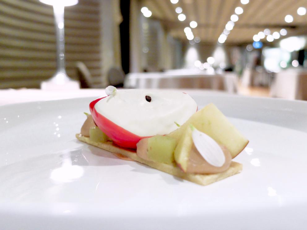 Photogallery






Our journey as portrayed by Tanio Liotta. We start with a long series of entrees, like Sausage from Bra with leeks and cabbage wafer 









Quenelle of scampi, cream of veal brains, catalogna chicory and ginger 









Mousse of parsley and anchovies









Tartufino with hen paté, onions, Porto and powdered mushrooms 









Mozzarellina, tomato and basil









Wafer of Senatore Cappelli wheat, buffalo milk butter and wild fennel









Grissino and salami









Steamed bun, veal tongue and bagnetto rosso









Bread, butter and oil, powdered garlic and Pomodoro









Cauliflower cannolo, mousse of Seirass del Fen, almond and lemon 









Raw amberjack, beetroot in carpione and pepper...









...followed by beetroot "nature"









Toasted bread, butter, Jerusalem artichoke, preserved garlic and white truffle from Alba









Raw meat, turnip tops, sea urchins and Murazzano









Raw meat, broth with white truffle from Alba









Chiocciole di Cherasco, savoy cabbage, lard and “preserved” garlic









Fried Jerusalem artichoke and white truffle from Alba









Egg alla Rossini and white truffle from Alba. The egg is cooked at low temperature. Plus there-s the foie gras mousse, Madeira, pan brioche and balsamic vinegar 









Vitello “tonné”









Vegetables, quail egg, cream of leek, Jerusalem artichoke and mushrooms 









Ravioli “Ris e còi”. Còi means cabbage. It’s based on a poor Piedmontese dish









Spaghetti, hazelnuts, tuna bottarga and ginger 









Plin ai tre arrosti









Tajarin, mountain butter, parmigiano and white truffle from Alba









Fennel and sweetbreads kebab with lentils and mandarin 









Grilled pigeon, black cabbage and frisse









Pheasant, scorzonera truffle and foie gras sauce









Terra di Langa: fake truffle with white chocolate, choux pastry with Jerusalem artichoke, cream and hazelnut crumble, porcini gelato, white truffle from Alba






