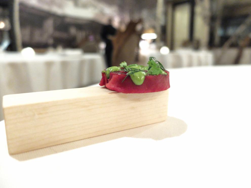 PhotogalleryOur dinner at Paolo Griffa&rsquo;s, in the photos by Tanio Liotta. We start with a long selection of appetisers. In this case, Trout marinated in beetroot juice 
Savoury churros with squid ink
Fried bread and smoked eel 
Cone of goat cheese and olives 
Moscow Mule in a sphere of white chocolate 
Jerusalem artichoke wafers with hazelnut oil, lovely
Spheres of fontina
The delicious homemade bread, with mother yeast, whole-wheat flour and seeds
Shabu shabu with ox leg from Carr&ugrave;, broth with Sansho pepper, rolled tongue in salm&igrave; with bagnetto verde, focaccia with olives.&nbsp;A great dish. Its elements also appear in the three following photos
