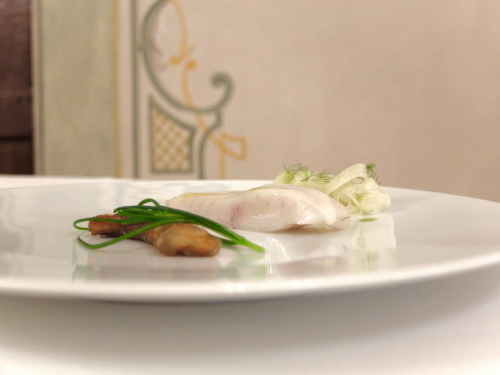 Photogallery






Our dinner, in Tanio Liotta's photos. First appetizers: Fried chicken skin with tomato mayonnaise and a new take on the "alla bella Rosina" egg - in this case the egg is a quail egg with passion fruit









Fried nettles with Maldon salt​









Cruschi peppers with fresh ricotta, Marinated mackerel with chia chips









Sausage from Bra in Roman cabbage, Lardo, cucumber and sesame seeds, Corn chips, tomato sauce and avocado









Italian style cheviche: raw ombrina, coriander oil, juniper, sauce of cherry tomatoes, of chilli pepper, of orange, of beetroot. Very good









Courgette, saras del fen, tomato, egg yolk with saffron: fresh, delicate, convincing









Cod, porcini, bagnèt verd









Seared calamari, ovuli reali, cellina olive and mustardela, adding that extra touch









A great, surprising dish: Entrecote, just seared, wild hop, cruschi pepper sauce, buckwheat. Almost a carpaccio, Piedmont has a new face









Risotto with carrots, ginger, pink pepper, eel lacquered with carrot. The eel is fantastic, the mix tends to sweetness but the balance works






