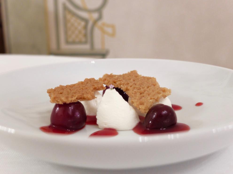 Photogallery






Our dinner, in Tanio Liotta's photos. First appetizers: Fried chicken skin with tomato mayonnaise and a new take on the "alla bella Rosina" egg - in this case the egg is a quail egg with passion fruit









Fried nettles with Maldon salt​









Cruschi peppers with fresh ricotta, Marinated mackerel with chia chips









Sausage from Bra in Roman cabbage, Lardo, cucumber and sesame seeds, Corn chips, tomato sauce and avocado









Italian style cheviche: raw ombrina, coriander oil, juniper, sauce of cherry tomatoes, of chilli pepper, of orange, of beetroot. Very good









Courgette, saras del fen, tomato, egg yolk with saffron: fresh, delicate, convincing









Cod, porcini, bagnèt verd









Seared calamari, ovuli reali, cellina olive and mustardela, adding that extra touch









A great, surprising dish: Entrecote, just seared, wild hop, cruschi pepper sauce, buckwheat. Almost a carpaccio, Piedmont has a new face









Risotto with carrots, ginger, pink pepper, eel lacquered with carrot. The eel is fantastic, the mix tends to sweetness but the balance works









Turbot, fennel, cream of lemon, fried cartilage fritta: masterful skills









Pigeon, braised shallot, tomato, ginger, black lemon from Mexico with nuts: the pigeon is matured for two weeks in hay, the heart is in brine, the leg is panfried, delicious






