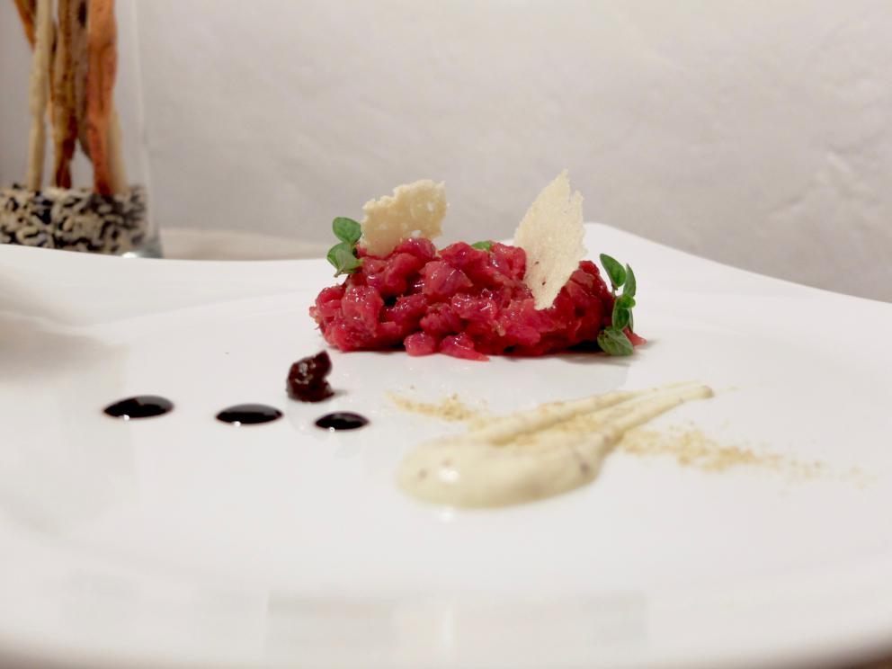 Photogallery






Our nice dinner in the photos by Tanio Liotta. Starting with the appetizers: Wafers of rice from Sibari (black and whole rice) with ketchup and 'nduja









Buckwheat biscuits, blue cheese, salted nuts 









Salted codfish croquettes 









Hemp wafer, cucumbers, pecorino, kiwi and mackerel 









Cow’s milk ricotta, tomato gel, vinegar, dehydrated and powdered black olives









Courgette roll with potatoes from Sila, egg yolk, mustard sauce, cream of blue cheese and anchovy and courgette flower 






