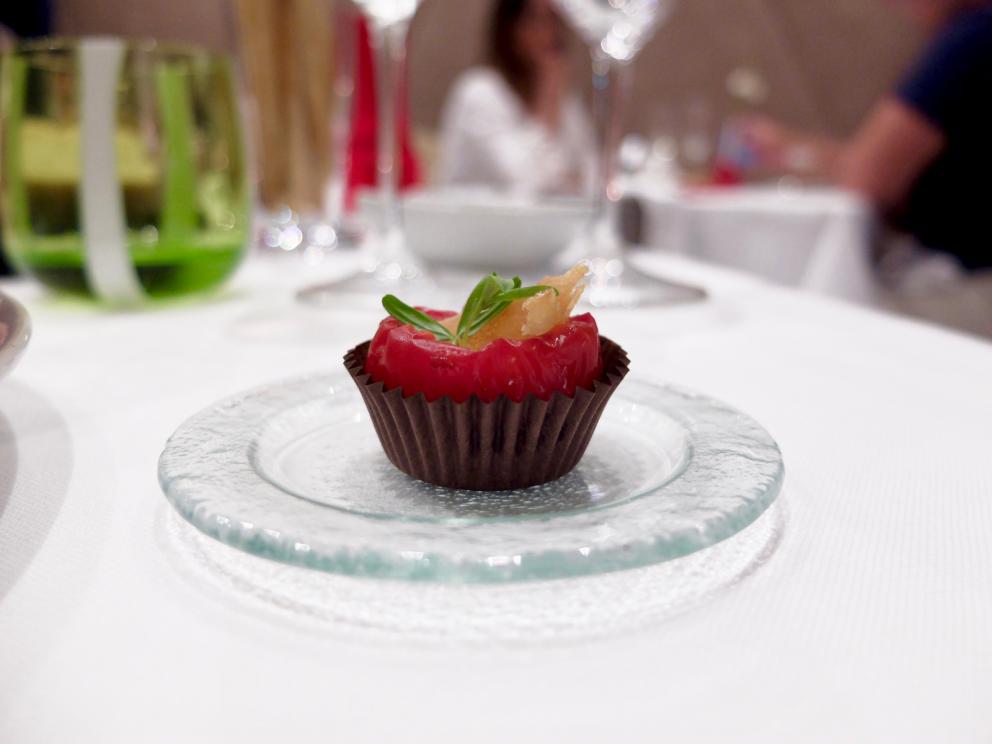 Photogallery






Our dinner at Gambero Rosso in the photos by Tanio Liotta. We start with the appetizers: Focaccina with lampuga, capers and yellow date tomatoes









Pinsetta with alalunga tuna and red date tomatoes









Prawn and lard sandwich






