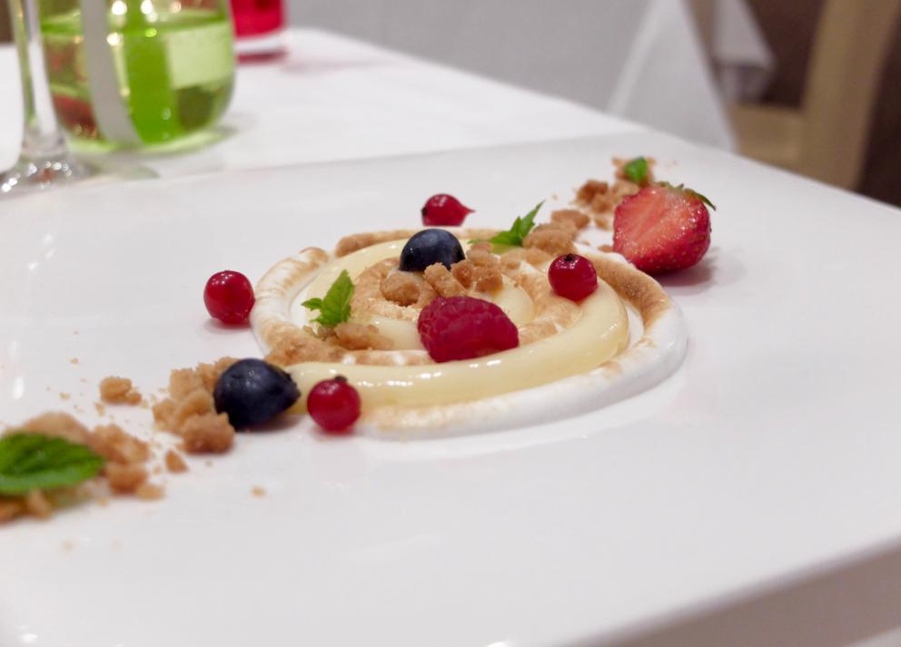 Photogallery






Our dinner at Gambero Rosso in the photos by Tanio Liotta. We start with the appetizers: Focaccina with lampuga, capers and yellow date tomatoes









Pinsetta with alalunga tuna and red date tomatoes









Prawn and lard sandwich









Corallino tomato filled with burrata and scales of tuna bottarga









Raw scampi, cucumber granita and Siberian caviar









Tris of tartare: this one is with tuna, red onions and cherry tomatoes…









Second tartare: amberjack, black olives, pesto of capers, oil aromatised with vanilla and tomato confit









Third: grouper and mango









Wild octopus from the Ionian Sea cooked at low temperature, smoked potatoes, yellow and red date tomatoes









Amberjack tataki, aubergine, fondue of caciocavallo di Ciminà, sauce of date tomatoes









Spaghettone with burrata, raw red prawns, organic tomato sauce, bottarga di muggine









Grouper back, Jerusalem artichokes (as an emulsion and as crispy petals), peach and drops of licorice: delicious









Squid, saffron, squid ink, pearls of raspberry 






