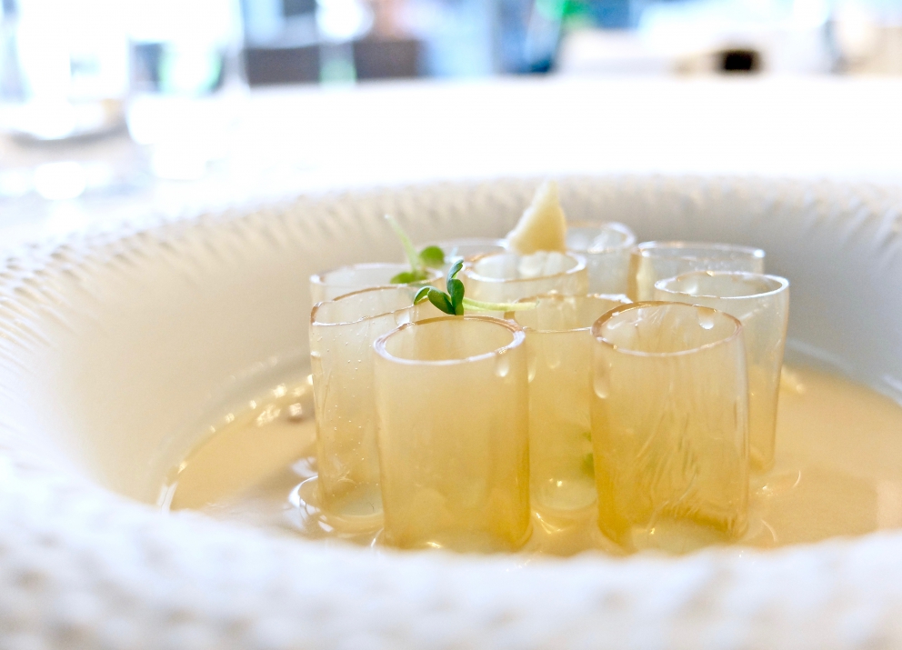 Photogallery






Croquette of mortadella, pea sprout salad, leaf of sanguinella, pea cream: an immediately striking appetizer. Photo gallery by Tanio Liotta









Spiral of egg cooked at low temperature, whisked egg white, acid and spicy contrasts 









Lukewarm smoked oysters, pistachio from Bronte, juniper oil 









Lukewarm egg white tagliolini, cream of Parmigiano, truffle caviar 






