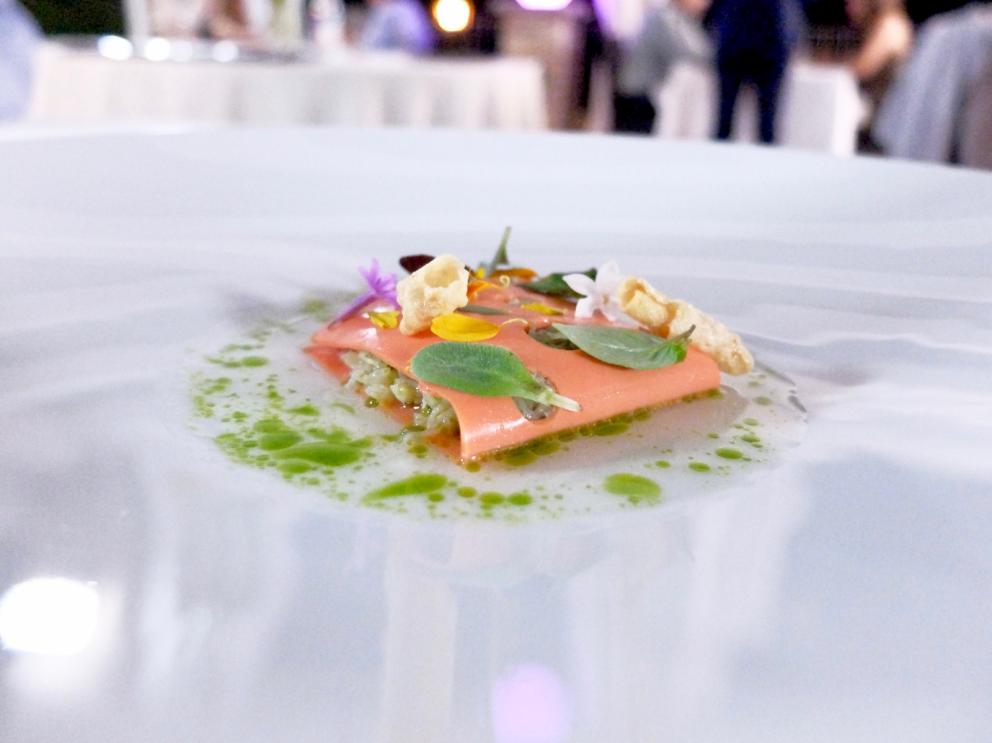 Photogallery






Mammoliti with patron Ventura and the staff: 12 people. Portuguese Pedro Demetrio is the sommelier. Photos by Tanio Liotta









We start with the appetizers: Tuile with squid ink and tuna mousse  









Beef steak flower (Heliconia mariae) and sweet peach 









Tube of bechamelle and jowl bacon 









Goat cheese éclair 









Radish with sesame brittle and cream of anchovies 









Potato scamorza with carbonara cream 









Fermented celeriac pastry with Timut pepper 









Non ci sento bene: roasted abalone with yakitori and tonkatsu sauce, a seasoning of chilli pepper, red shiso and plums









Agastache ravioli, scampi tartare, green shiso granita









Steamed bun with brown crab






