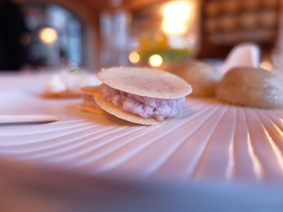 Photogallery






Our dinner at Locanda del Pilone, depicted by Tanio Liotta. First the appetizers: Chips of sweet potatoes, sour cream and salted cod carpaccio 






