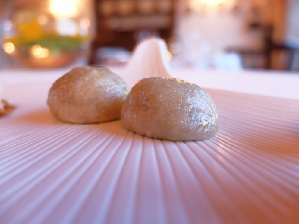 Photogallery






Our dinner at Locanda del Pilone, depicted by Tanio Liotta. First the appetizers: Chips of sweet potatoes, sour cream and salted cod carpaccio 









Sandwich with almonds and octopus pâté 






