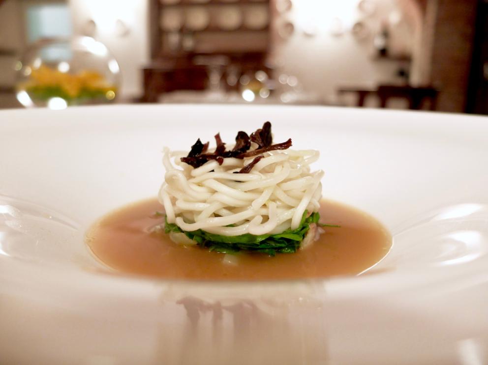 Photogallery






Our dinner at Locanda del Pilone, depicted by Tanio Liotta. First the appetizers: Chips of sweet potatoes, sour cream and salted cod carpaccio 









Sandwich with almonds and octopus pâté 









Bau (or baozi, that is to say the Chinese steamed roll stuffed ) with a sauce of hare. Excellent









Sphere of olives with Aperol spritz









The real beginning: Carpaccio, rocket pesto, hazelnut, snow of Parmigiano









Raw scallops and beetroots, with lime zest, leaves of radish and sauce of scallop coral









La nostra finanziera with red prawns from Mazara






