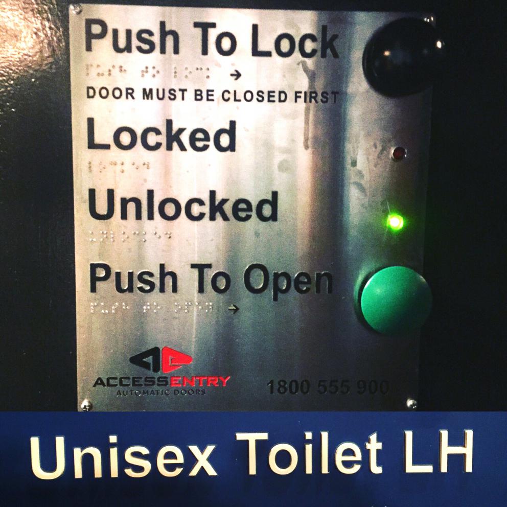 Galleria fotografica






Con l'aereo che sarebbe atterrato all'aeroporto di Melbourne alle 4.20 del mattino di martedì 4 aprile, ha fatto davvero piacere entrare della stanza 1729 del Langham Hotel lungo la South Bank del fiume Yarra e trovarvi della frutta fresca









Lo skyline notturno di Melbourne dalla camera al Langham. Il sole sarebbe sorto un paio d'ore dopo









Prima colazione con vista sul centro di Melbourne e il corso del fiume Yarra









Nicolas Chatenier, responsabile del panel francese nella giuria dei 50 Best, ha invitato stampa, cuochi e amici al Philippe Restaurant in pieno centro di Melbourne. «La Francia e i Fifty hanno avuto in passato relazioni torbulente che stiamo superando e così eccoci qui da uno chef che ha lavorato per anni e anni con Paul Bocuse». In effetti Philippe Mouchel è quanto di più lontano possiamo aspettarci oggi da una tavola contemporanea. Da un eccesso all'altro?









Clement Vachon e Yannick Alléno









Mauro Colagreco e Massimiliano Alajmo. Per la prima volta è toccato al fratello chef rappresentare le Calandre ai 50 Best. In passato, a Londra e a New York, era sempre andato Raffaele Alajmo









Dominique Crenn, argento vivo









Una tavola italiana è sempre allegra e calamita tutti, anche Yoshihiro Narisawa









La prima cena a Melbourne? Cafè Di Stasio, la buona Italia nel mondo









Rinaldo Di Stasio, per tutti Ronnie, produce vino nella Yarra Valley dal 1994. Le etichette le cura suo padre in maniera molto singolare: scrivendo l'originale a mano



















«DOC, siamo nati pizzaioli» è scritto su una grande lavagna in una delle due pizzerie chiamate DOC da Tony Nicolini. Questa è quella in Albert Park









La stessa inquadratura di prima ma con i fattori invertiti per evidenziare la foto di papà Nicolini quando era un giovane pizzaiolo arrivato nella metropoli dello stato di Victoria









Volo di mongolfiere su Melbourne all'alba di mercoledì 5 aprile 2017









Mercoledì 5 aprile, ore 9.30 del mattino, il giorno della verità dei Fifty Best 2017: la tensione di Massimo Bottura in attesa della sera









Massimo Bottura e Ben Shewry, chef neozelandese trapiantato a Melbourne in Australia









Dan Barber, chef-patron di Blue Hill at Stone Barns poco a nord di New York. Profeta della sostenibilità a 360° ha sospirato e poi sorriso quando gli abbiamo chiesto di Donald Trump presidente: «Il mio lavoro diventa più difficile, ma la sfida molto più interessante»









A conferenza e interviste concluse, posano i 5 chef intervistati. Da sinistra verso destra Gaggan Anand, Dan Barber, Elena Arzak, Virgilio Martinez e Yannick Alléno









Foto ricordo per me con, da sinistra, Virgilio Martinez, Valeria Senigaglia, Alessandra Gesuelli, Gaggan Anand e Elisabetta Canoro









Mercoledì 5 aprile a Melbourne: alle 6.30 della sera vengono aperti gli ingressi del Royal Exhibition Building e i quasi 1000 invitati iniziano a defluire, suddivisi in due file. A destra red carpet per i vip, a sinistra il dietro le quinte per la stampa









Finiti gli scatti con mogli, fidanzate e amici, Alajmo, Bottura, Crippa e Romito, reggendo un A4 ciascuno, ricorderanno così l'amico Bob Noto, scomparso a Torino lo scorso 23 marzo. Davvero un bel gesto









All'incrocio dei due assi di un edificio che quando venne inaugurato, nel 1880, era il più grande dell'intera Australia, due grandi postazioni per il party post-premiazione. Da una parte il pesce...









E dall'altra la carne bovina. Lavorata sul posto, poi cotta alla brace all'esterno assieme a dell'ottimo agnello, la vista della mezzena di un manzo non ha entusiasmato tutti gli ospiti. Nell'alta cucina c'è anche chi è vegetariano o vegano...









Massimo Bottura e Massimiliano Alajmo ormai a giochi fatti e, soprattutto, annunciati









Tra gli espositori di cose buone durante la cerimonia anche Calia, un distributore di qualità con un miele da favola da fiori di Leatherwood, un arbusto che cresce in Tasmania. Ne ho chiesto un campione da portare con me in Italia, mi è stato dato con questa motivazione: «Lo prenda pure perché ha chiesto il permesso invece di mettersi in tasca la boccetta». In un certo senso, edificante









Il diavolo non fa i coperchi, l'iPhone non sempre fa le foto a fuoco soprattutto quando chi lo usa ha fretta di fissare un gruppo di mogli degli chef premiati come al centro Lara Gilmore, la signora Bottura









Ai fotografi professionisti le foto non vengono mai sfuocate. E se capita è perché lo volevano









Massimo Bottura non si separa mai da un tricolore che riporta i primi tre articoli della costituzione, uno per colore partendo ovviamante dal verde









Le premiazioni sono finite, la festa quasi e allora ben venga un paio di scarpe, comodissimi sandali per Ana Ros, Best Female Chef per il 2017









L'Higher Ground è un localone bello ma rumoroso accidenti, in centro a Melbourne, punto di riferimento per gli chef arrivati da tutto il mondo. Bottura e Humm vi hanno tenuto una conferenza prima della premiazione, Daniel vi è tornato con la moglie Olimpia il giorno dopo essere stato applaudito numero uno al mondo, giovedì 6 aprile









Toast e avocado all'Higher Ground per un cremoso inizio di giornata dopo una nottata in bianco per via dei 50 Best









Hummus con verdure e uovo in camicia, sempre per prima colazione all'Higher Ground









Un esterno a Carlton dove Tony Nicolini ha aperto il secondo DOC Pizza & Mozzarella Bar, 295 Drummond Street









La pizzeria di Tony Nicolini a Carlton dopo il servizio del pranzo. Nota importante: il motto di Nicolini gli fa onore: «People and pizza before profit», il cliente e il prodotto prima del profitto.









Il Grande Abruzzo in Italia e nel mondo: Tony Nicolini, ristoratore in Melbourne, e Niko Romito, da Castel di Sangro a un posto nella classifica dei World's 50 Best Restaurants 2017









Una interpetazione di pizza Margherita da parte di Tony Nicolini, con mozzarella di bufala prodotta in Australia









DOC e la pizza al tonno. In casa Marchi abbiamo un debole per tutte le pizze al tonno :-)









Una ricca intepretazione da parte di Tony Nicolini della Marinara con passata di pomodori gialli ad armonizzare acciughe, capperi e olive









IDES, il ristorante di Peter Gunn, per un lustro in forza all'Attica di Ben Shewry e vittorioso a livello Oceania nell'edizione 2015 dello S.Pellegrino Young Chef. Dopo alcuni pop-up restaurant, l'insegna tutta sua. Purtroppo solo menù degustazione e senza alternative. Prendere o lasciare. Non sempre uno è contento di queste imposizioni









Il Cetriolo di IDES marinato in olio, menta e rosmarino su panna acida e semi di papavero, fieno greco e finger lime









Il barramundi cotto al forno con mais dolce e aglio nero, poi caramellato con vino rosso e fondo di agnello. Gusto pieno, tendente al dolce che si fa mangiare con piacere. Purtroppo, consistenza cremosa della carne. A tratti fastidiosa









Ottimo filetto al pepe da IDES, purtroppo il più piccolo che mi sia stato servito in sessant'anni









L'ingresso di Embla, cibi e vini controcorrente in pieno centro a Melbourne. Patron Christian McCabe, chef e coproprietario Dave Verheul









La cucina a vista di Embla









Carpaccio di dentice su crema di peperoni









Tartara di manzo crudo, funghi shiitake (quasi un prezzemolo ormai ai quattro angoli del globo), garum (?) e foglie di senape









Stregante Crema zupposa di mais, creme fraiche, limone, maggiorana e cipolle. Mi sono fatto dare la ricetta









Flathead arrosto con crema all'aglio e rape














La dichiarazione di intenti che apre la carta dei vini di Embla: «Mancano zone e vini importanti, ma crediamo che rifletta quello che noi siamo». Applausi









Semifreddo allo yogurt, feijoa ed essenza di mandorle verdi






