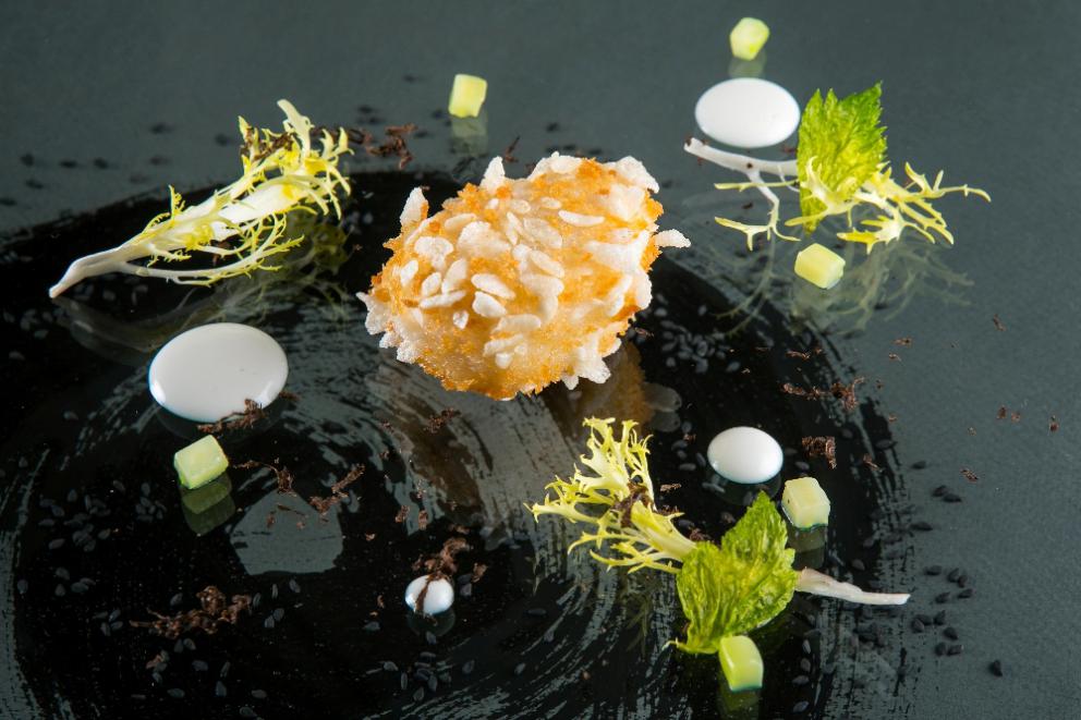 Photogallery






Together with the celebration, the report of a recent dinner at Imago inside hotel Hassler, with chef Francesco Apreda, much appreciated at Identità both professionally and as a person. As we said on the Guida Identità Golose 2017, "if you think about it, it’s a nice paradox: in the Eternal City, from the 6th floor of hotel Hassler, there’s a talented chef from Campania who makes you travel around the world for a few hours. There’s enough to make you forget the stereotype according to which Rome is so full of history it’s just concentrated on itself, and thus provincial". (Carlo Passera)









We start with Celeriac, peppers and ginger; Daikon with yuzu and black truffle; Radish with lime and gin: all in osmosis. There’s technique at the service of the creative mind, resulting in a debut that prepares the palate whetting the appetite. Followed by Egg in tempura, lime and fig mustard: delicious without trying hard to please









Foie gras and scones, Sweet Rain blend (2015): this, like most of the dishes by Apreda, is characterised by the blend of spices that originate from the chef’s long experience around the world (see also: I Sapori di Viaggio di Apreda). It was part of the "menu 10 anni"









Apreda with his blends. As we mentioned, the chef "interacts with the client, mixes territories and stories, draws from his experience in every continent and sums this up in spicy inspiration: he may add Napoli, Mumbai, and so on (he studied and defined a total of six aromas, each with a precise geographic origin: so it’s enough to add a pinch of London or New York. Your taste buds will be thankful "). The next dish, among the new ones in the menu, is truly fantastic: Seafood vegetable minestrone. One of the best, in a tasting menu that always has the highest quality. In this case potatoes, onion, celery, baby spinach, leek and parmigiano wafer meet a seafood broth made with kombu seaweed









Mozzarella di bufala INConsistenza, scapece di appiccatelli vesuviani, another voluptuous dish in the menu. Different textures of mozzarella (as a film, dehydrated, in a mousse, a sauce, in pieces, in gel...) with a pinch of Napoli, yet in the sense of a mix of herbs recalling the city






