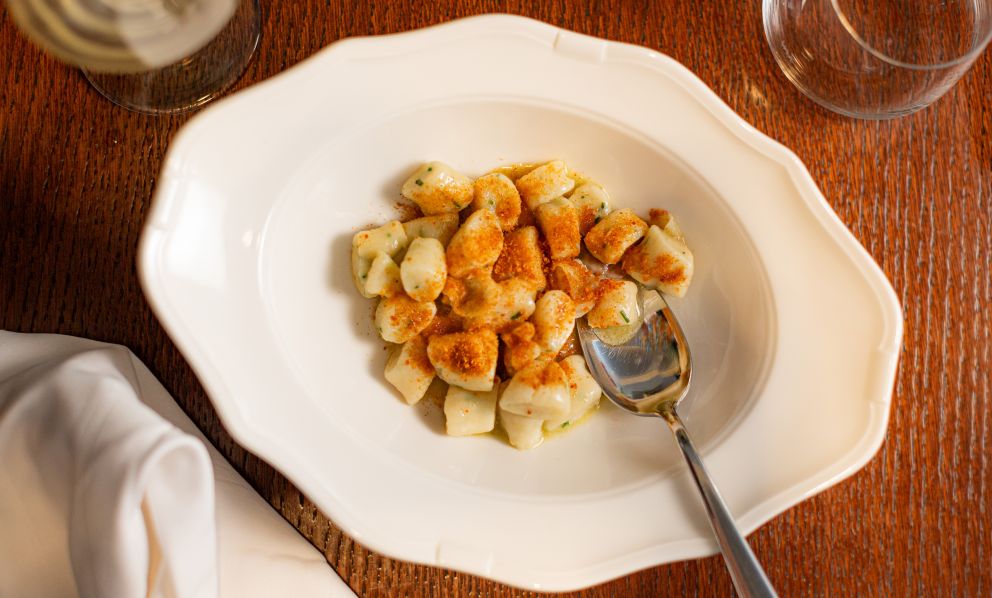 Inverno comfort con gli Gnocchi di ricotta aglio&olio, castagne e bottarga di Federico Delmonte