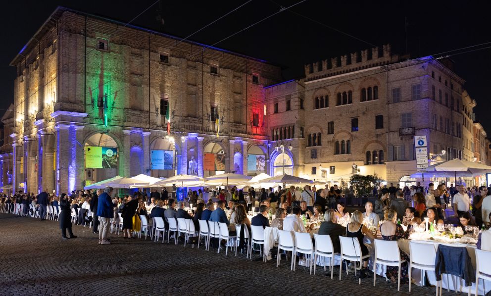 La Cena dei Mille: tra meraviglia, bontà e solidarietà a tavola