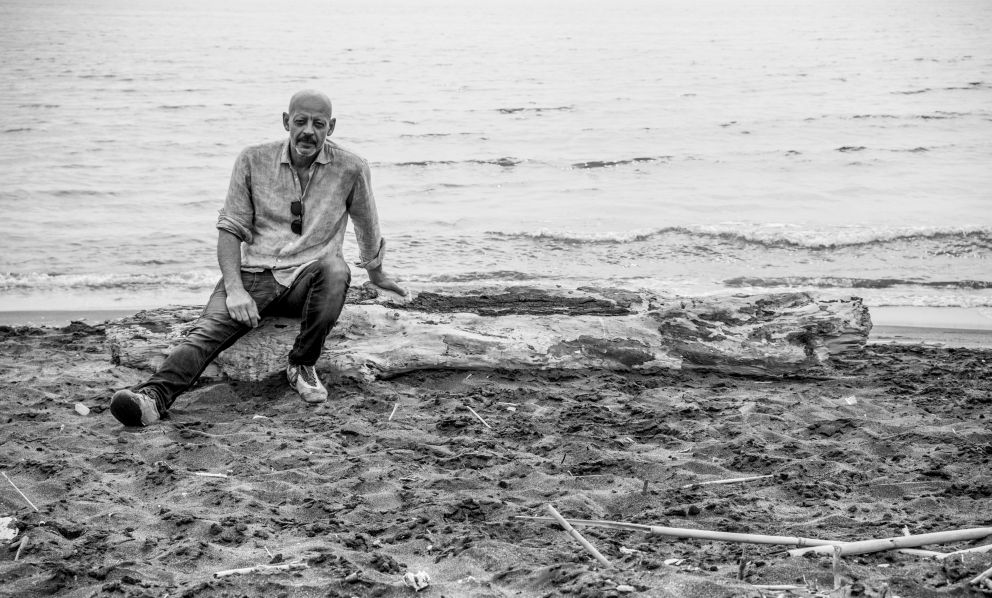 Oltre il Porticciolo: immersione profonda nel mondo iodato di Gianfranco Pascucci