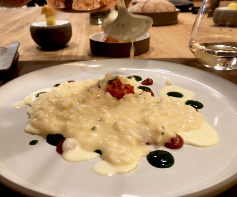 Photogallery






Our lunch at Cinque in the photos by Tanio Liotta. We start with Cream of pumpkin from Mantua, almond milk, cream of anchovies and puntarelle with lemon. Aside from the bread basket and the salted butter with porcini (every restaurant of Bartolini’s has butter aromatised in a different way)









Manita: puffed rice with aromatic herbs, tuna sauce









Potato mousse, parsley sauce, bottarga, powdered capers: a dish that recalls the famous Patata soffice, uovo e uova. Delicious






