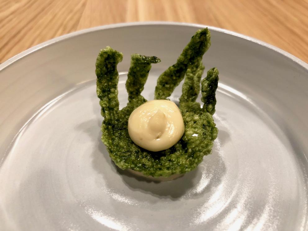 Photogallery






Our lunch at Cinque in the photos by Tanio Liotta. We start with Cream of pumpkin from Mantua, almond milk, cream of anchovies and puntarelle with lemon. Aside from the bread basket and the salted butter with porcini (every restaurant of Bartolini’s has butter aromatised in a different way)






