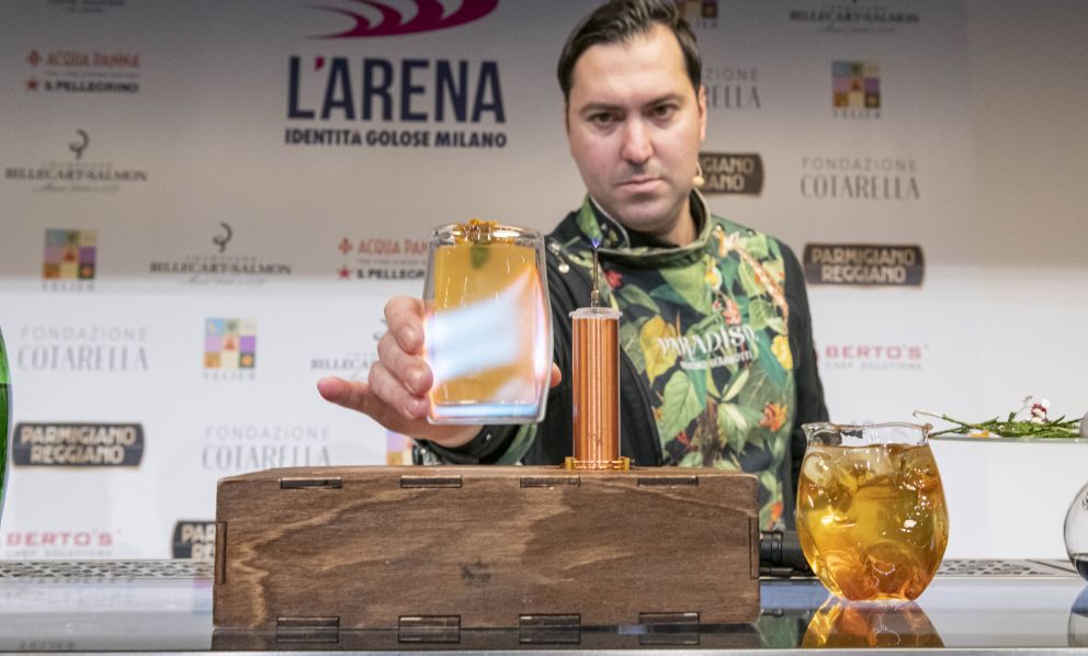 Stazione Paradiso. L’incredibile universo liquido creato da Giacomo Giannotti 

