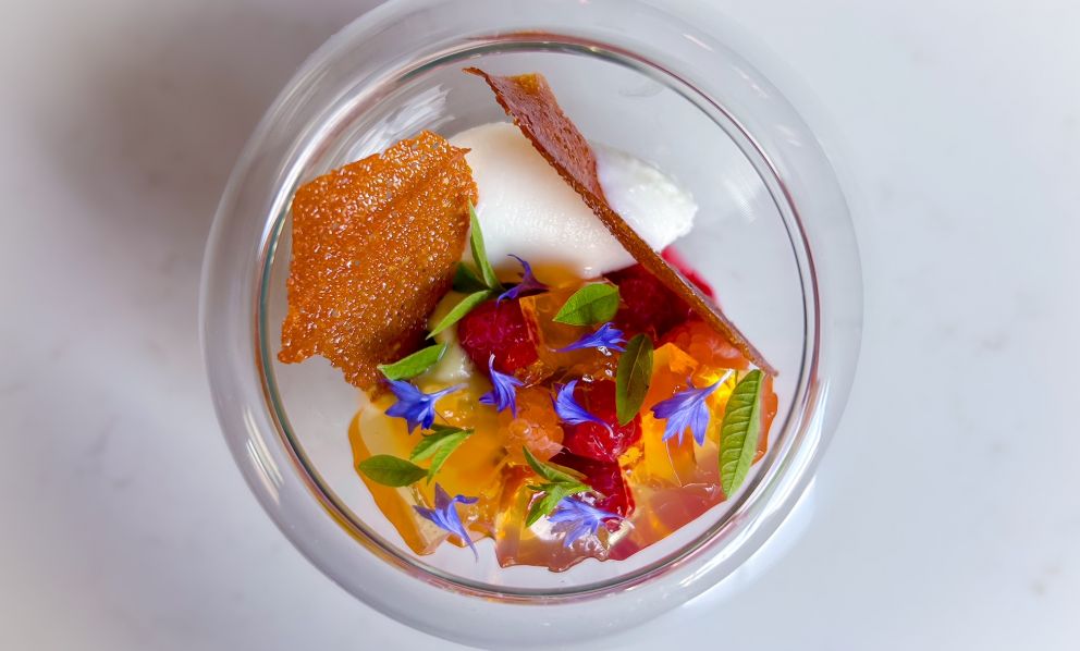 Un dessert con frutta e verdura? Delizia assicurata al ristorante Casa Buono a Ventimiglia