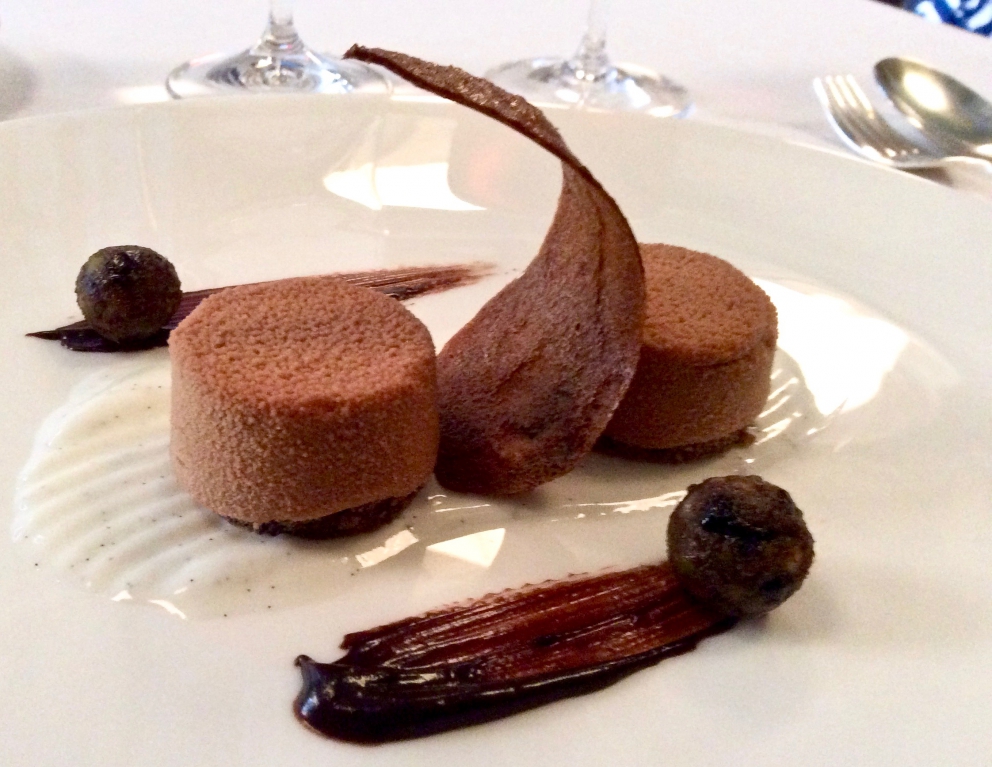 Photogallery






We are very happy to celebrate the highest excellence firmly reached by Anthony Genovese’s Il Pagliaccio. Here are the photos taken during a recent meal, starting from some amuse bouche, that is to say Corn and hazelnut cream and Stockfish and quinoa cannolo 









After the appetizers, there’s the Potato cylinder, beef gelatine, speck, fennel, herring roe and lime and Venere rice taco, Russian salad and tuna mayonnaise 









Dim sum with onion cream, parsley ice cream and porcini broth 









Delicious Oyster with pepper gelatine, powdered buckwheat, lettuce, caramelised watermelon and vermouth granita 









The chef has an extraordinary talent for giving new life to fine dining ingredients-pillars that are often exploited and thus trivialised. He gives some clamorous interpretations: this happened in the past with Scallops, carrots, ginger and green apple (read here. But he even presented a version lacquered with white chocolate), and more recently with the extraordinary Red prawn, bergamot, camomile, oats and mortadella, which Matteo Zappile, guiding one of the two or three best dining room services in Italy by himself after Gennaro Buono left (in our case with the excellent help of Giovanni Trani and young Luca Belleggia, born in Macerata in 1990), pairs with a rosé sparkling saké. Wow









Burnt wheat spaghetti with garlic oil and chilli pepper, sea snails, fried nori seaweed and sea urchin granita. Genovese still has an undeserved fame for being cryptic but in this case he screams loud and clear through the full yet elegant, mellow yet round flavours. It is both comfort food and a very elegant course: a mature strike









Bone marrow tortelli, cream of smoked tomato and friggitelli water









Monkfish, onion water, grilled shallot, green apple, compote of kombu seaweed and candied lemon 









Honey glazed pork, caramelised eel, beetroot and cream of dried broad beans 









Milk ice cream, caprino cheese mousse, caramelised cereals, plum and sage gelatine









Yogurt granita, watermelon and mint sorbet, lime gelatine and vanilla 






