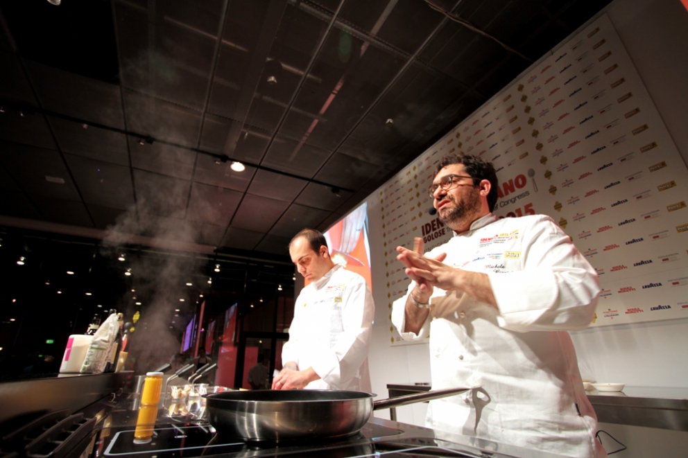 Galleria fotografica






Gianluca Fusto, il dolce e il piccante





