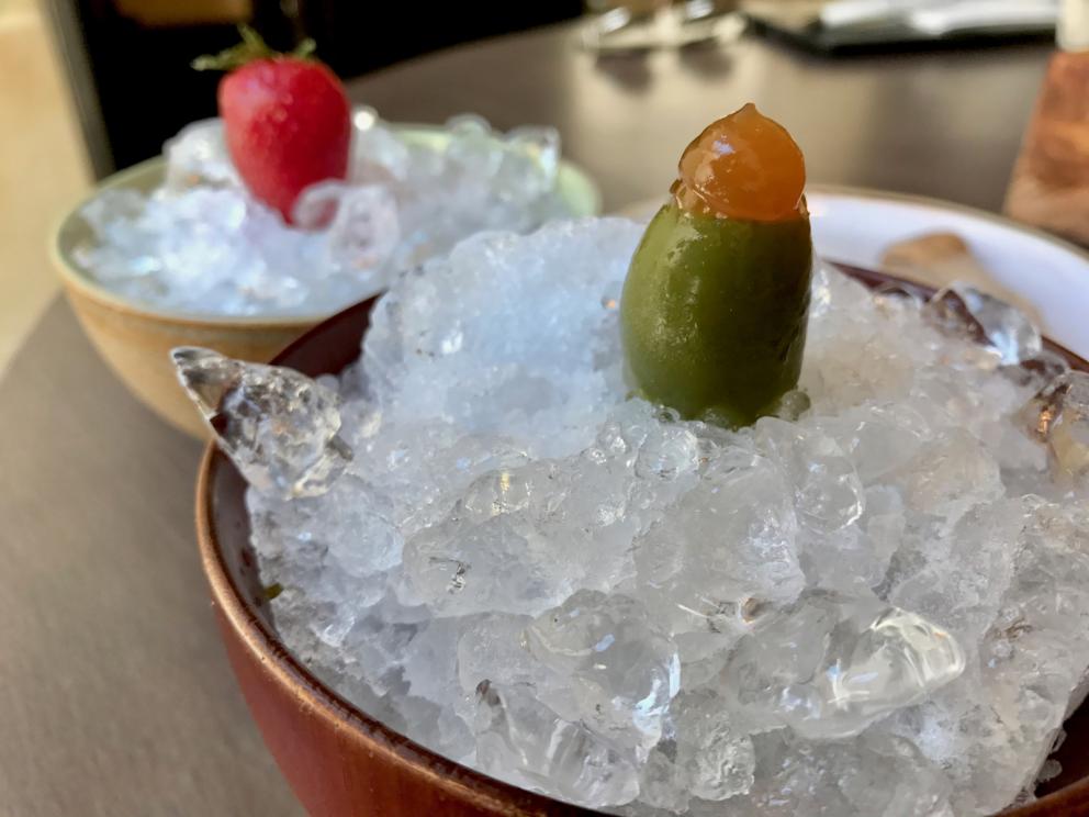 Galleria fotografica






Si inizia con pane da grano 100% Senatore Cappelli, poi crema d'olio evo di Coratina Muraglia e lardo









Gioco di appetizer






