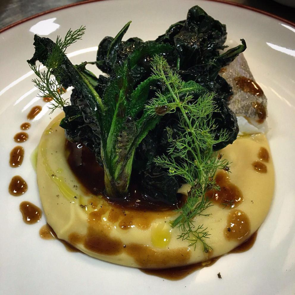 Galleria fotografica






Trippa fritta. Il primo piatto icona del locale









Vitello tonnato. Altro piatto icona









Midollo alla brace. Terzo piatto icona









Uovo morbido, animelle e bietoline all'erba di San Pietro









Ventresca di tonnetto ala lunga alla brace, cipolle agrodolci, capperi e rosmarino









Zucca di Hokkaido in carpione e bagna cauda









Uova di seppia arrostite, tarassaco, cicoria e bottarga di tonno






