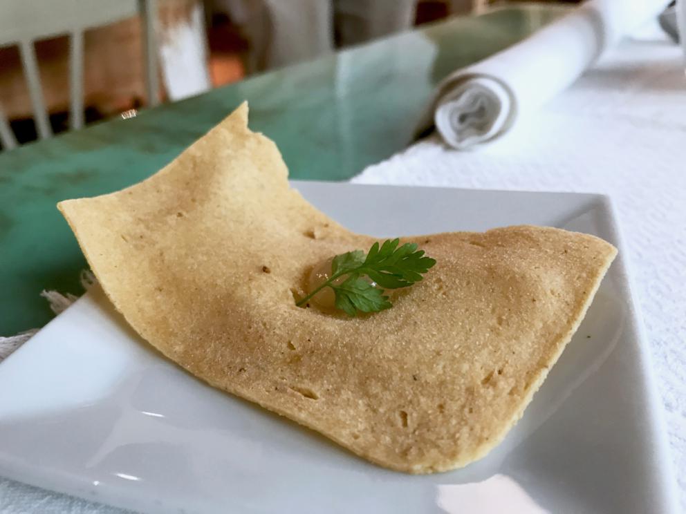Photogallery






Calamari tagliatelle, potato mousse, seaweeds and wild asparagus. A rigorous, well focused dish: an excellent start









Arancina, lemon, ginger, onion jam 









Tapioca chips, sfincione sauce






