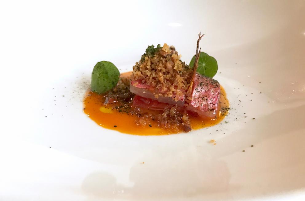 Photogallery






Calamari tagliatelle, potato mousse, seaweeds and wild asparagus. A rigorous, well focused dish: an excellent start









Arancina, lemon, ginger, onion jam 









Tapioca chips, sfincione sauce









Panella chips, wild fennel, lemon granita 









Marinated tub gurnard, beetroot, passion fruit, peaches, asparagus sauce and seaweeds. A great dish, complex and charming









A very good new take on polpo alla pantesca: Roasted octopus, sea asparagus sauce, French beans, potatoes, onions, bean chips and laurel 






