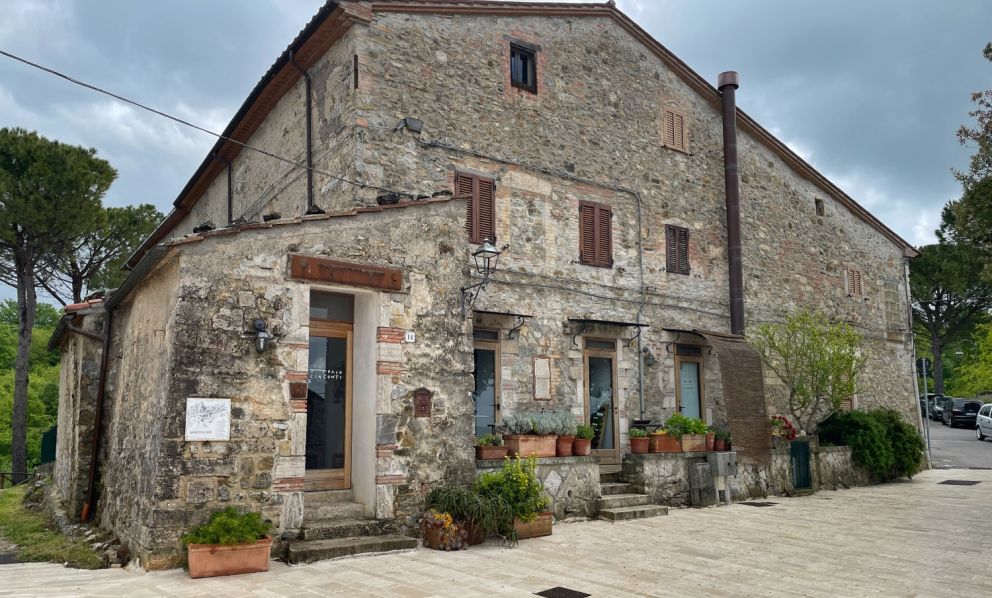 Trattoria Cacciaconti: grazia gastronomica e delicata eleganza in un'insegna nel cuore della Maremma