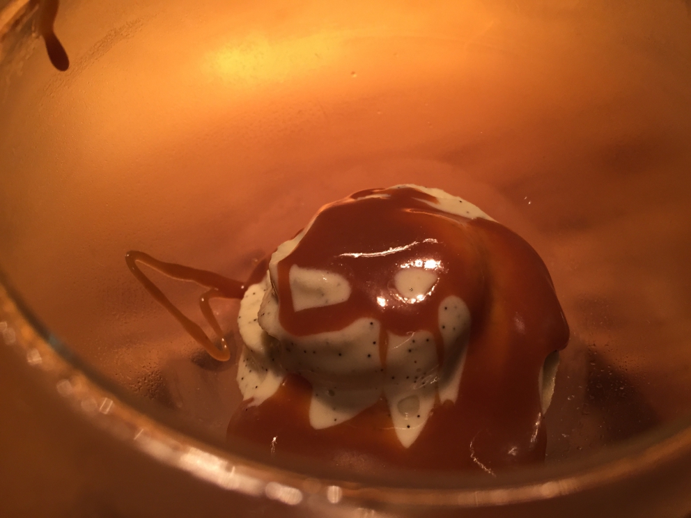 Galleria fotografica






Dieci super-piatti di David Kinch, serviti al Mirazur di Mentone. Il primo: Orata come sashimi, julienne di ravanello asiatico e alga dulse









Ostrica, gambero rosso, dashi di vongole, piselli dell'orto









Maccarello, riso, succo gelatinoso di dashi, katsuobushi e limone









Royal garden: crema di uovo, fiori di zucchine, zucchine e fagioli borlotti









Branzino, gazpacho di fragole, carciofo









Maiale, calamaro, lardo di Colonnata e purea d'aglio









Filet mignon di vitello, zucchina e uovo









Fragole di bosco, carpaccio di cetriolo, zuppa di fragole









Wonderball: ganache di caffé e cioccolato, noci nere selvagge degli Stati Uniti






