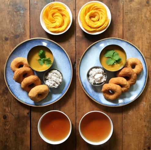 Galleria fotografica






Colazione con spunti da tutt'Europa, contro la Brexit









Colazione cinese









Colazione tra Colombia e Venezuela









Colazione a base di firni, una specialità tra India, Pakistan e Iran









Colazione greca






