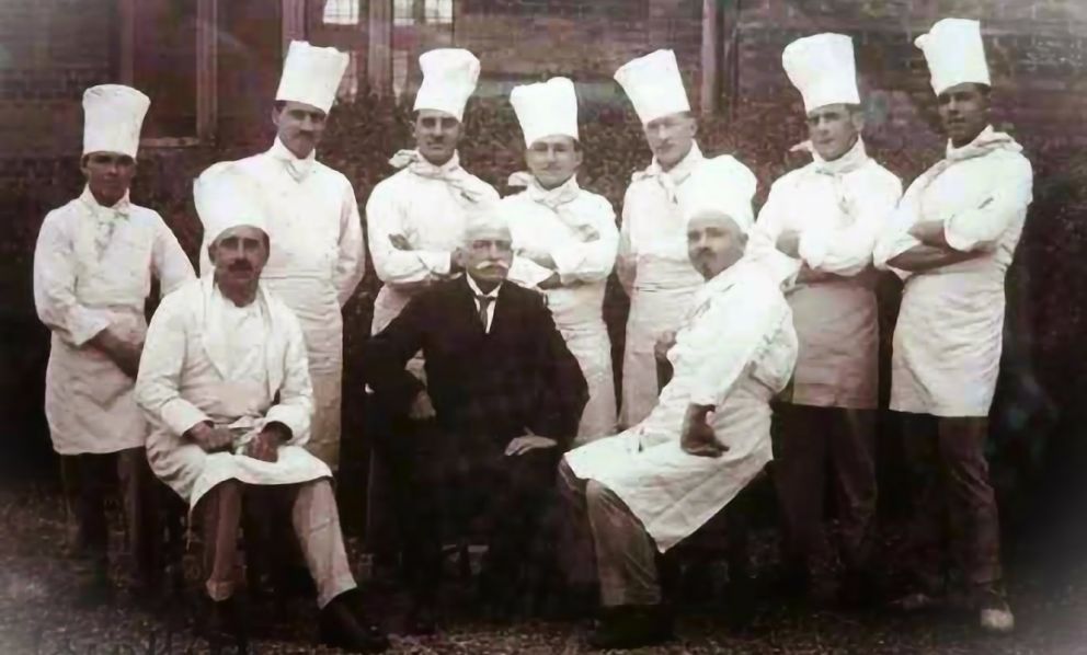 Il mito dell’eroismo in cucina: appunti per una rilettura necessaria