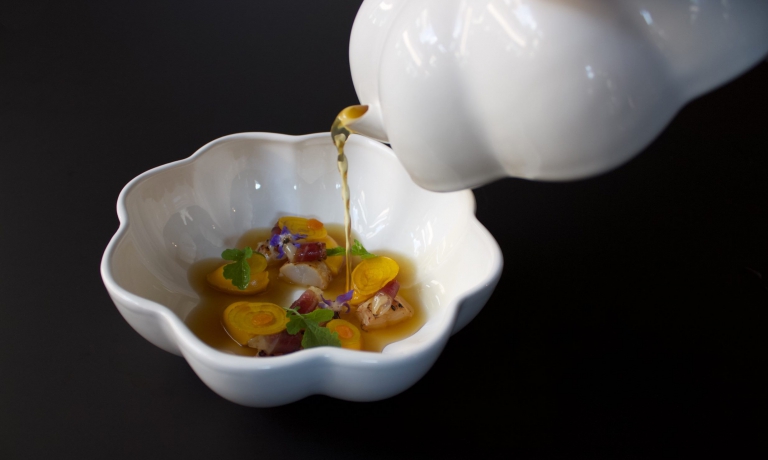 Galleria fotografica






Baccalà.it, Salvatore Avallone









Linguina fresca Grani Antichi anguilla alla brace, sugo di pollo arrosto, albicocche ed erbe, Luca Ferrari









Petto di quaglia, caramello di IPA e Le Rosse, Fabrizio Gagliardi









Scelte...di pancia, Samuele Maio






