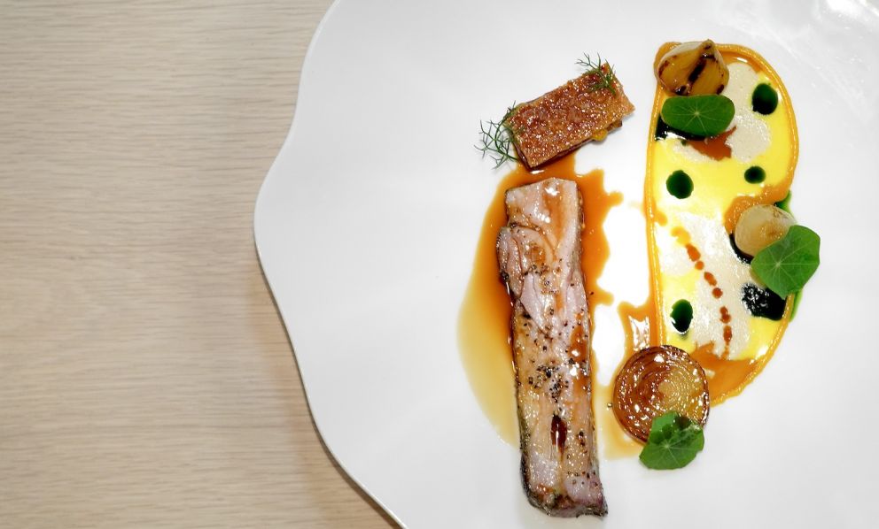 An exceptional marinated pork and other delicacies from Luca Landi, who presents Versilia in an original way