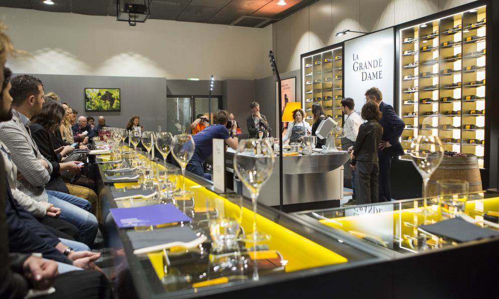 Veuve Clicquot, la sfida (vinta) del Pinot Nero e della cucina italiana