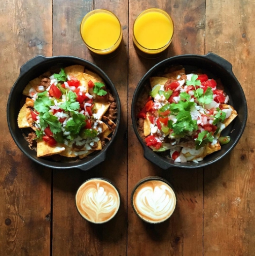 Galleria fotografica






Colazione con spunti da tutt'Europa, contro la Brexit









Colazione cinese









Colazione tra Colombia e Venezuela









Colazione a base di firni, una specialità tra India, Pakistan e Iran









Colazione greca









Colazione indiana









Colazione marocchina









Colazione mediorientale









Colazione mediterranea






