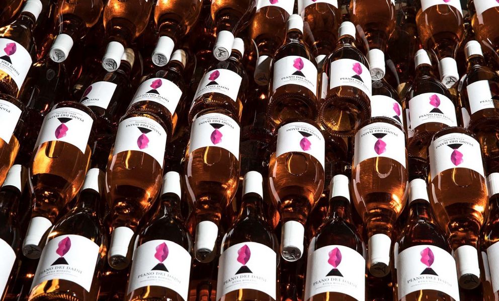 Il mondo del vino in rosa: vietato sottovalutarlo