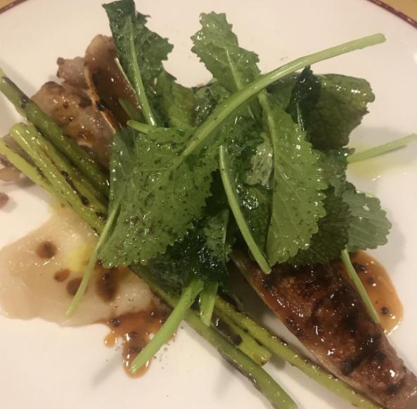 Galleria fotografica






Trippa fritta. Il primo piatto icona del locale









Vitello tonnato. Altro piatto icona









Midollo alla brace. Terzo piatto icona









Uovo morbido, animelle e bietoline all'erba di San Pietro









Ventresca di tonnetto ala lunga alla brace, cipolle agrodolci, capperi e rosmarino









Zucca di Hokkaido in carpione e bagna cauda









Uova di seppia arrostite, tarassaco, cicoria e bottarga di tonno









Baccalà, crema di ceci e cavolo nero









Insalata russa









Cardo gobbo gratinato e uova di aringa affumicate









Terrina di fegatini di pollo, saba e marmellata di cipolle alla menta









Risotto allo zafferano e midollo alla brace









Ravioli ripieni di ricotta di pecora e tarassaco, ricci di mare e erba cipollina









Gnocchi al ragù









Risotto all'aceto invecchiato, tarassaco, cicciolata e pepe nero









Mezze Maniche con pajata









Verdure bollite e bagna cauda









Beccaccia arrosto









Baccalà, lenticchie e pancetta stufata di mora romagnola (autoprodotta)









Granelle di agnello fritte, radicchio di Verona brasato al Valpolicella e salsa al gorgonzola









Frontali di ricciola nel guanciale alla brace, crema di cicerchie e rosmarino









Animelle croccanti, radicchio tardivo confit, cedro candito e liquirizia









Anguilla in carpione al dragoncello









Polenta gialla, salsiccia moretta e verza









Polenta bianca e garusoli al limone









Vignarola: fave, carciofi, lattuga romana, guanciale, cipollotto e pecorino romano









Asparagi, uova di quaglia, senape e cerfoglio









Diaframma di cavallo alla brace, crema di cipolle di tropea, crescione d'acqua









Fritto di leccia: cuore, fegato e lattume









Coratella di agnello






