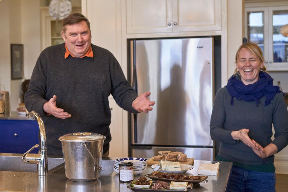 Galleria fotograficaVerso la notte in North Albina Avenue a PortlandIl portico del B&B scelto a Portland
L'ingresso del B&B
Sarah Minnick e Paolo Marchi del salone della villa occupata a Portland
Fresh Pot, il caff&egrave; del mattino nel Mississippi District in Portland
L'altra America, quella che non si chiude in se stessaFranco Pepe e il suo prezioso collaboratore Salvatore Vigliotta nella foto di Luciano Furia
In viaggio verso l'Ayers Creek Farm a Gaston
Il campo difficile da coltivare all'Ayers Creek Farm a Gaston. Per i messicani che vi lavorano, non vi &egrave; nulla da fare: &egrave; un terreno freddo. Di anima
Camminare la campagna nell'Oregon. Da sinistra verso destra si riconoscono Carol e Anthony Boutard, Sarah Minnick, Paolo Marchi, Salvatore Vigliotta e Franco Pepe. Foto di Luciano Furia
Topolino
Sarah Minnick
Anthony Boutard nei suoi campi
Franco Pepe e Sarah Minnick
Internet ha messo in crisi le famose cassette per le lettere americane
Carol Boutard, Sarah Minnick, Paolo Marchi e, ultimo a destra, Anthony Boutard
Sotto una tettoia della Ayers Creek Farm, a Gaston In Oregon, il padrone di casa, Anthony Boutard, ha sistemato due incredibili modelli Citro&euml;n che per davvero hanno fatto la storia dell'automobile: una DS famigliare (a sinistra) e, addirittura, una Traction Avant
Carol Boutard sfoglia il manuale da loro curato sul mais
Le pannocchie di granoturco nero che Anthony Boutard sta selezionado nella sua fattoria partendo da un tipo di mais blu misto a chicchi neri
Una confezione di mais nero e blu. Per arrivare a una produzione 100% nera, dopo ogni raccolto i responsabili dell&rsquo;Ayers Farm Creek commercializzano entrambi i tipi di granoturco mischiati tra loro, ma seminano solo il genere nero
Anthony Boutard, Sarah Minnick e Carol Boutard nella foto di Luciano Furia
