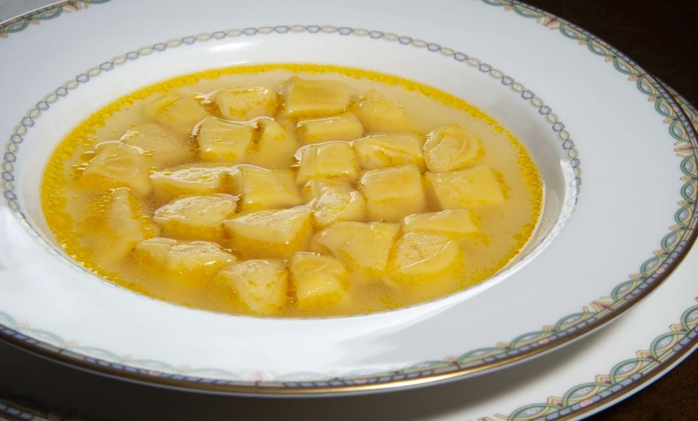 Epopea delle Mezze maniche ripiene, piatto delle feste che racconta la Bassa